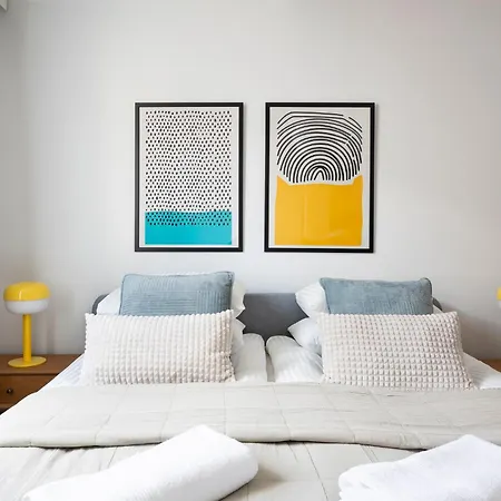 Apartment Stylish Flat In Trendy Kallio *